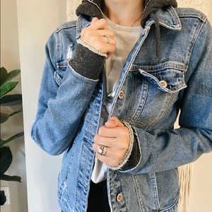 Hollister Jean hooded jacket!!